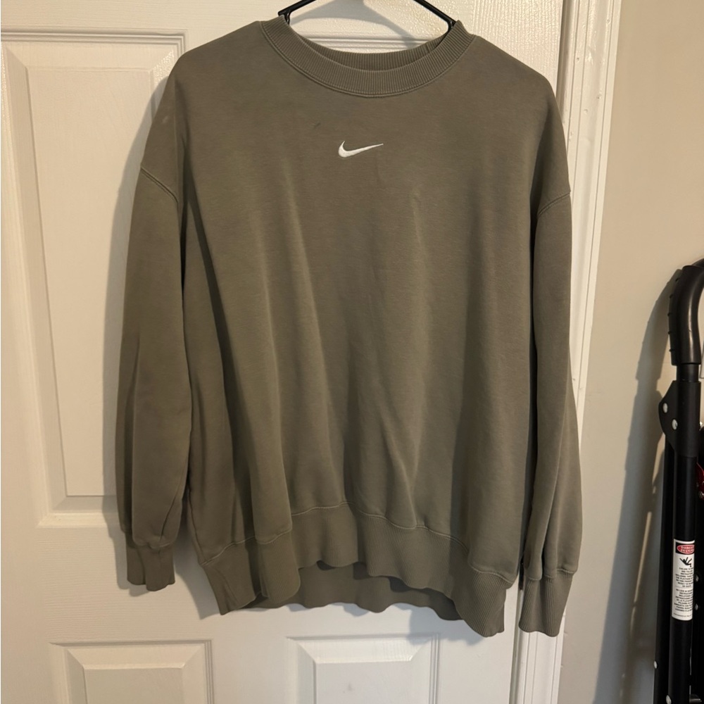 Nike Phoenix Fleece Oversized Crewneck Sweatshirt